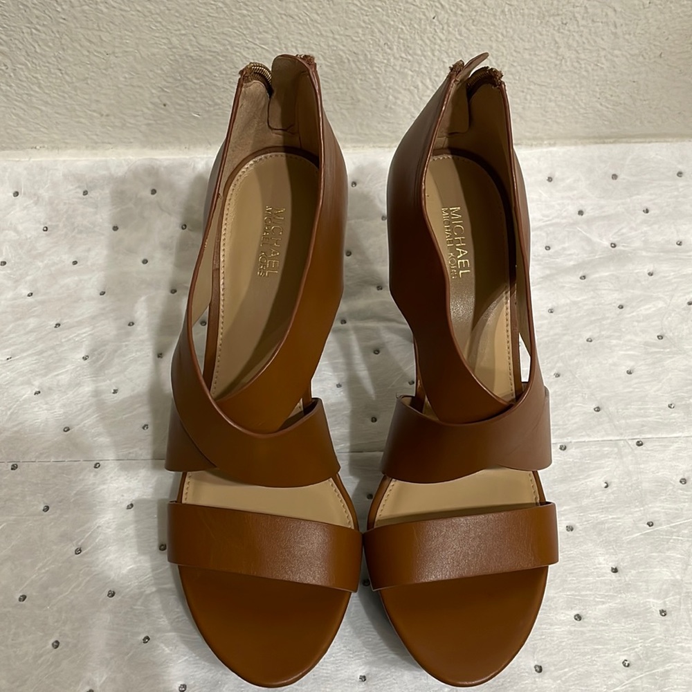 MICHAEL by Michael Kors Platform Dress Sandals in Tan Size 8 PV19D